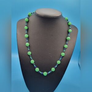 Modern Green Stone And Azurite Rounded Necklace